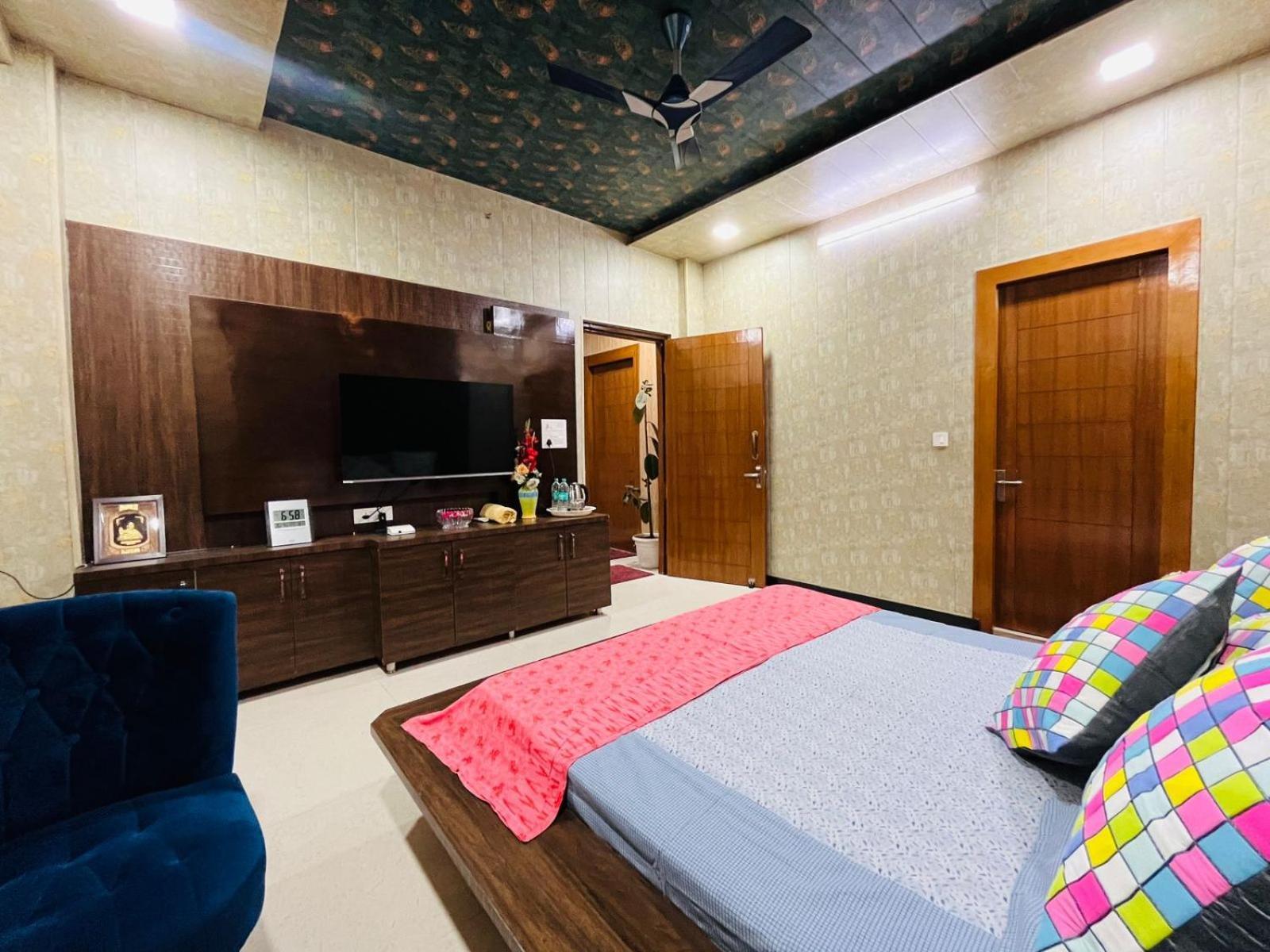 Shreshth Home Stay - Best Family Accommodation - 3Km From Har Ki Pauri, Haridwar, Uttarakhand Экстерьер фото