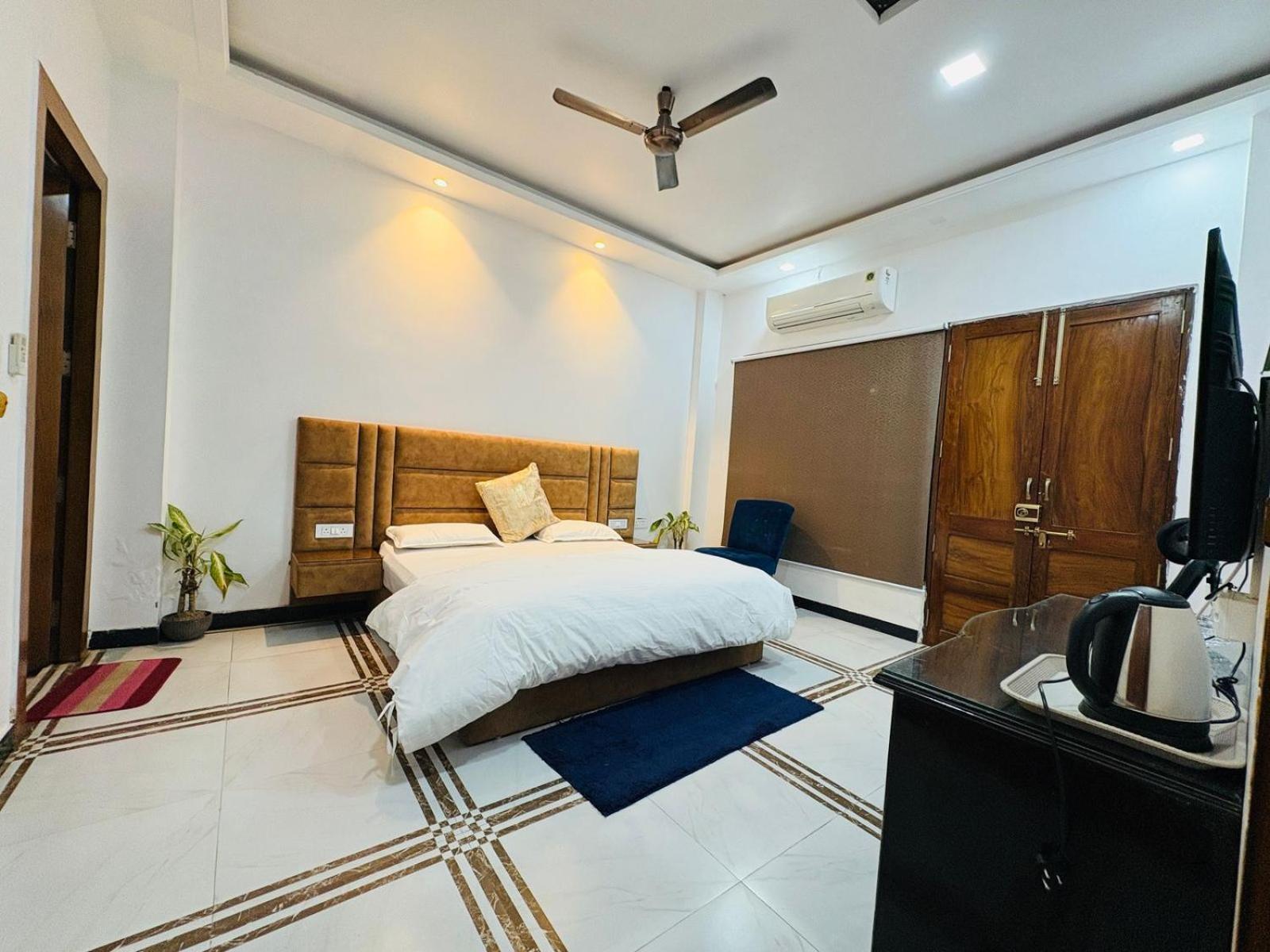 Shreshth Home Stay - Best Family Accommodation - 3Km From Har Ki Pauri, Haridwar, Uttarakhand Экстерьер фото